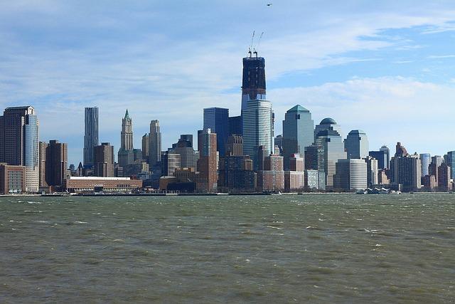 Discover New York: Your Ultimate Travel Guide to the City&rsquo;s Iconic Landmarks and Hidden Gems